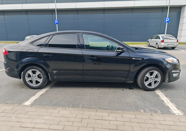 Ford Mondeo cena 26000 przebieg: 273000, rok produkcji 2014 z Łomża małe 92